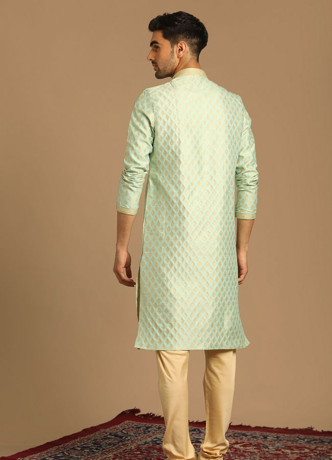 alt message - Manyavar Men Classy Green Kurta Pajama image number 1